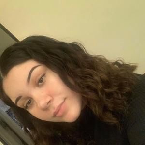 Meet your Posher, Lyndsey